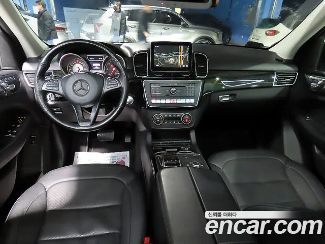 Mercedes-Benz GLE-Class 2016 — фото 6