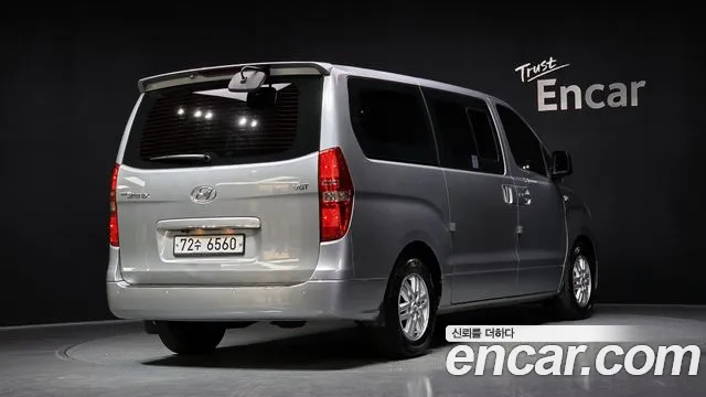 Hyundai Starex 2016 — фото 2