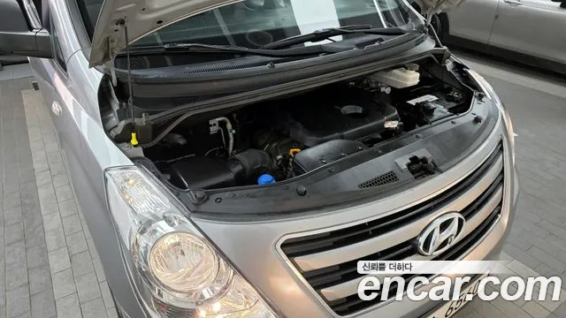 Hyundai Starex 2016 — фото 6