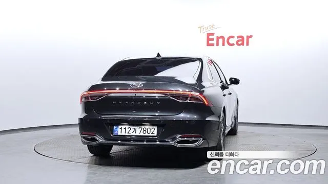 Hyundai Grandeur 2020 — фото 4