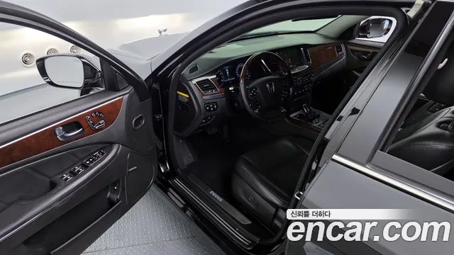 Hyundai Equus 2014 — фото 11