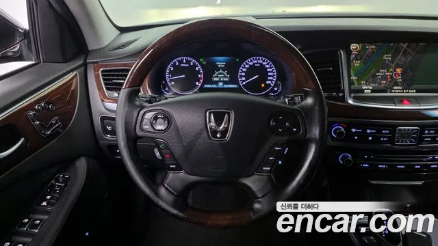 Hyundai Equus 2014 — фото 13