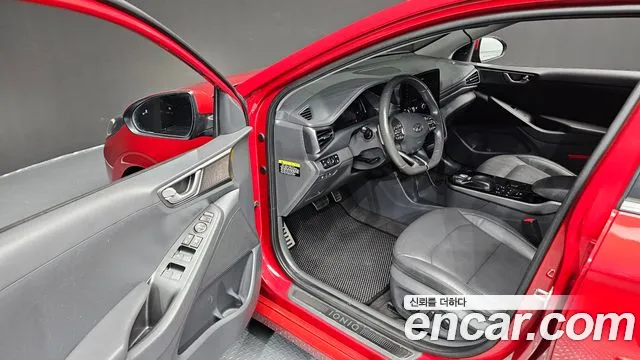 Hyundai Ioniq 2020 — фото 10