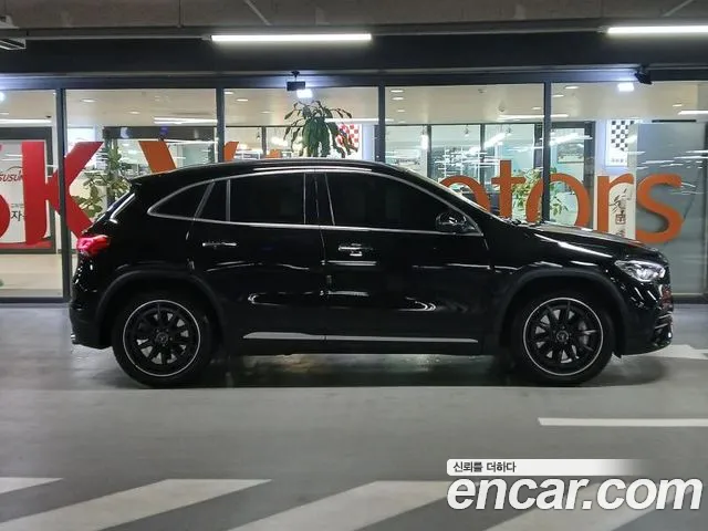Mercedes-Benz GLA-Class 2023 — фото 3