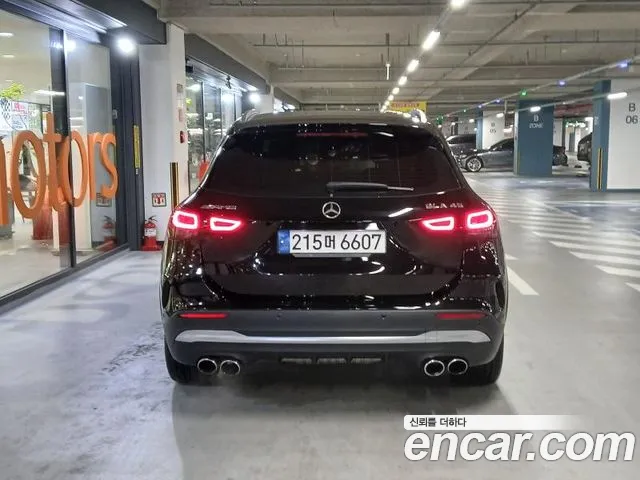 Mercedes-Benz GLA-Class 2023 — фото 5