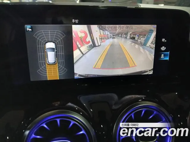Mercedes-Benz GLA-Class 2023 — фото 15