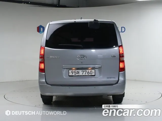 Hyundai Starex 2017 — фото 4