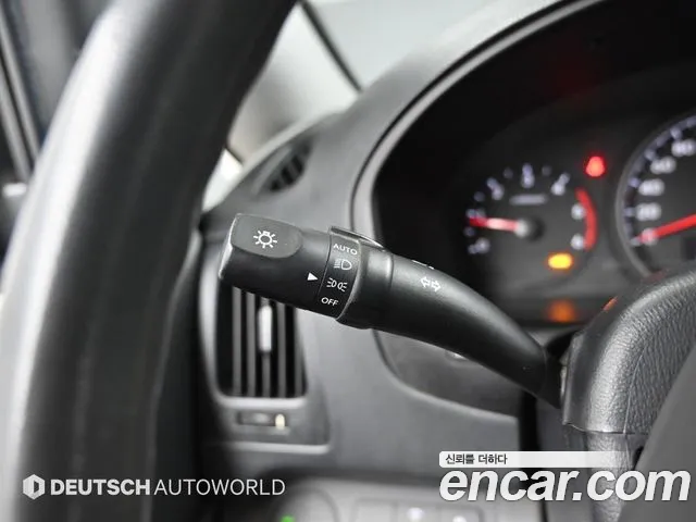 Hyundai Starex 2017 — фото 16