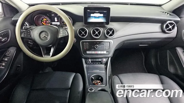 Mercedes-Benz GLA-Class 2019 — фото 6
