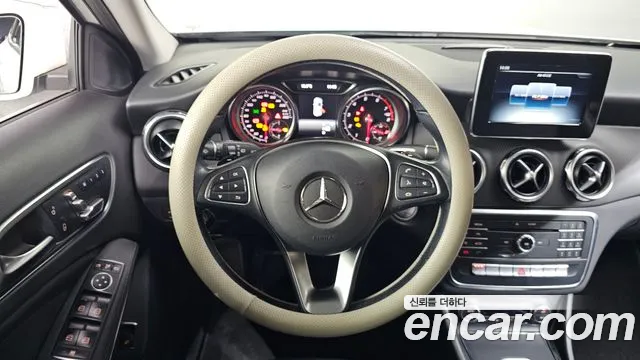 Mercedes-Benz GLA-Class 2019 — фото 12