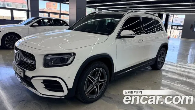 Mercedes-Benz GLB-Class 2025 — фото 1