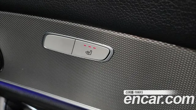 Mercedes-Benz E-Class 2017 — фото 19