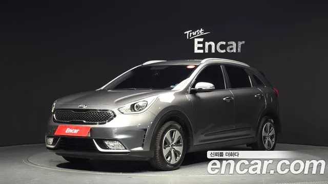 Kia Niro 2017 — фото 1