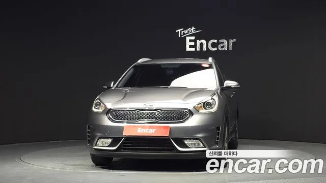 Kia Niro 2017 — фото 3