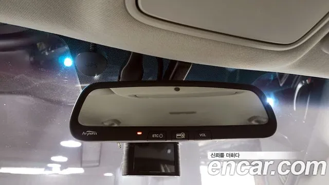 Kia Niro 2017 — фото 18