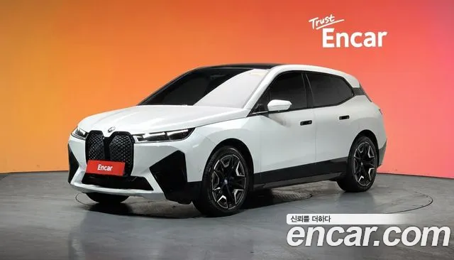 BMW iX