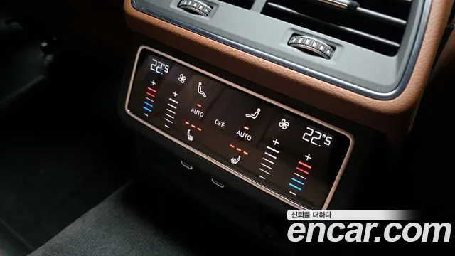 Audi A6 2023 — фото 18