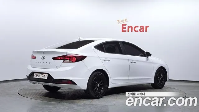Hyundai AVANTE 2020 — фото 2