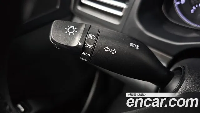 Hyundai AVANTE 2020 — фото 17