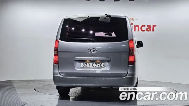 Hyundai Starex 2014 — фото 4