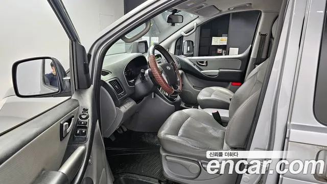 Hyundai Starex 2014 — фото 10