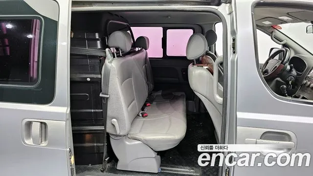 Hyundai Starex 2014 — фото 12
