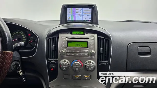Hyundai Starex 2014 — фото 14