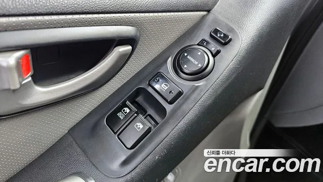 Hyundai Starex 2014 — фото 16