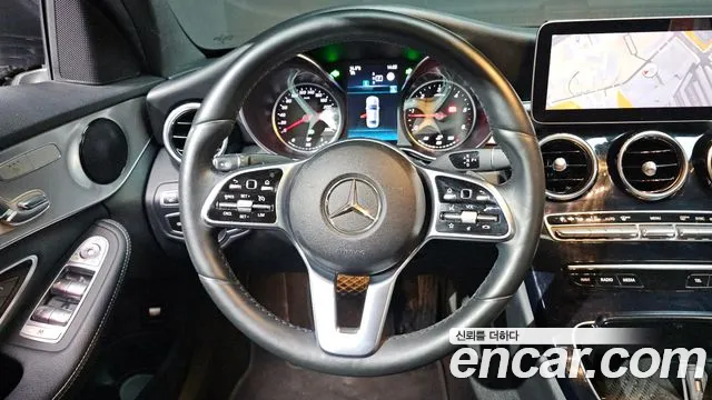 Mercedes-Benz C-Class 2020 — фото 11
