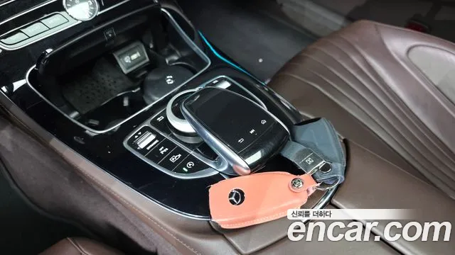 Mercedes-Benz CLS-Class 2020 — фото 9