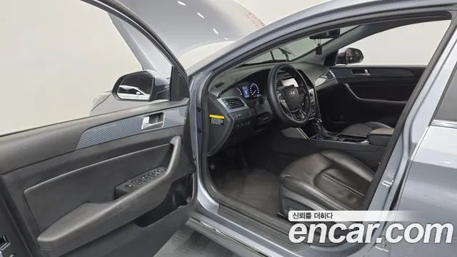 Hyundai Sonata 2016 — фото 11