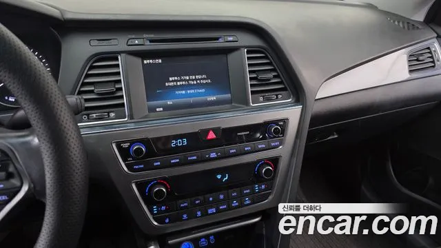 Hyundai Sonata 2016 — фото 14
