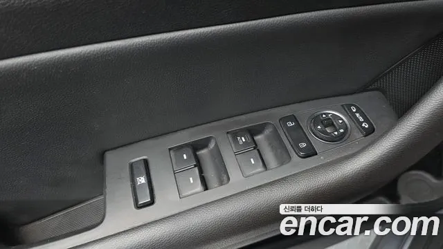 Hyundai Sonata 2016 — фото 17