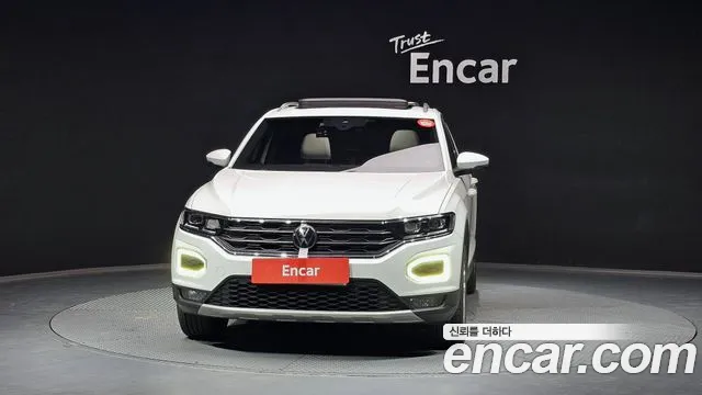 Volkswagen T-Roc 2021 — фото 3