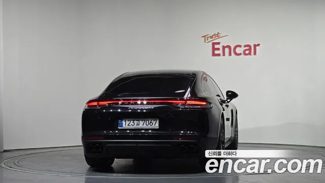 Porsche Panamera 2021 — фото 3