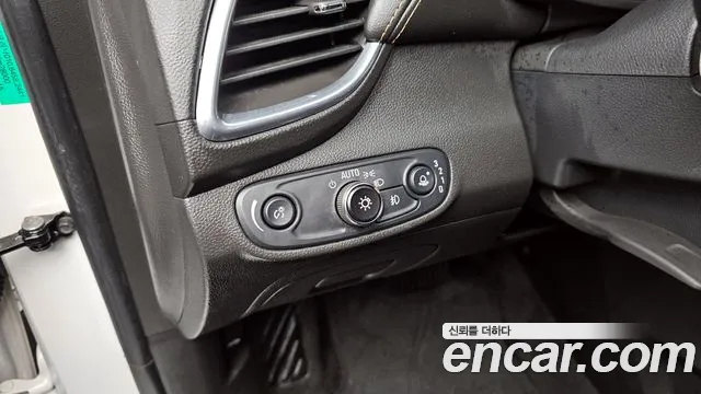 ChevroletGMDaewoo Trax 2017 — фото 17