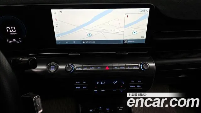 Hyundai Kona 2023 — фото 14