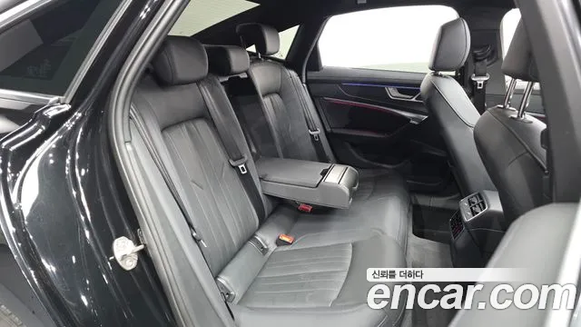 Audi A6 2023 — фото 12
