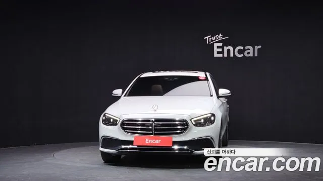 Mercedes-Benz E-Class 2021 — фото 3