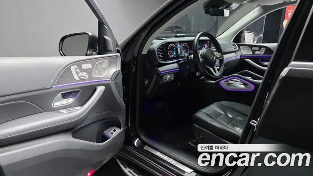 Mercedes-Benz GLE-Class 2023 — фото 10