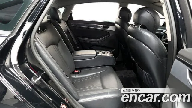 Hyundai Genesis 2014 — фото 12