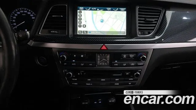 Hyundai Genesis 2014 — фото 14