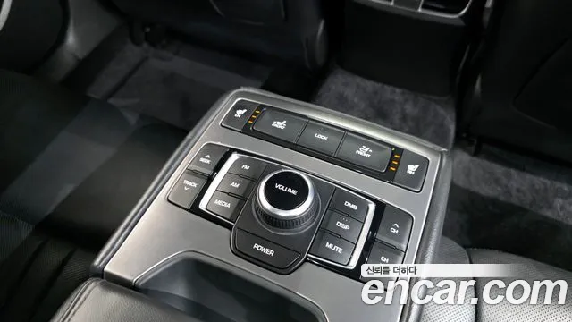 Hyundai Genesis 2014 — фото 19