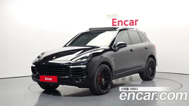 Porsche Cayenne 2015 — фото 1