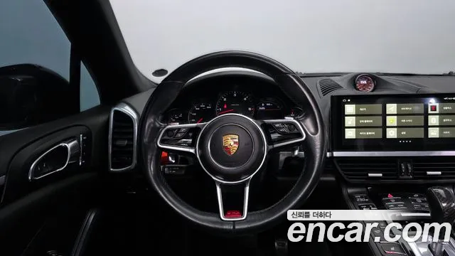 Porsche Cayenne 2015 — фото 13