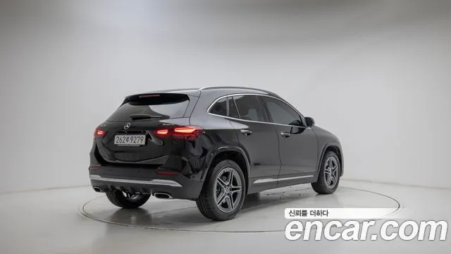 Mercedes-Benz GLA-Class 2025 — фото 2