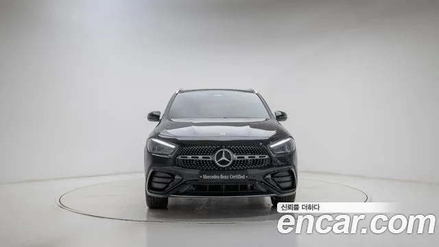 Mercedes-Benz GLA-Class 2025 — фото 3