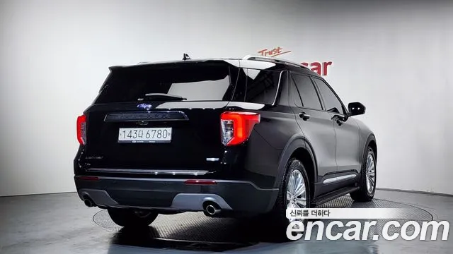Ford Explorer 2020 — фото 2
