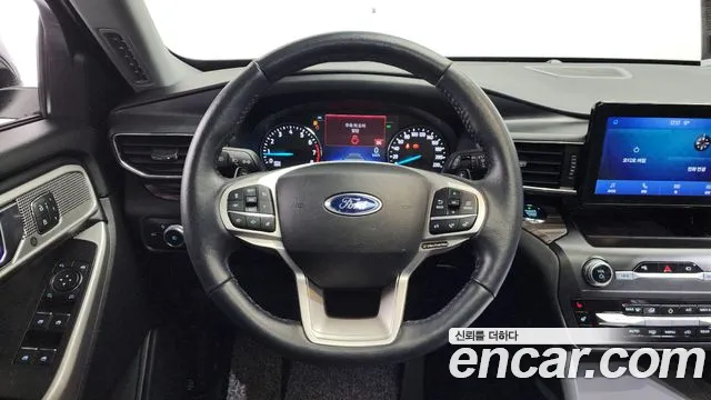 Ford Explorer 2020 — фото 13