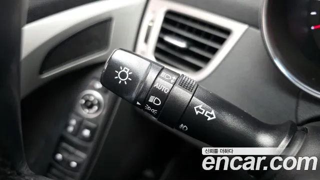 Hyundai AVANTE 2014 — фото 17